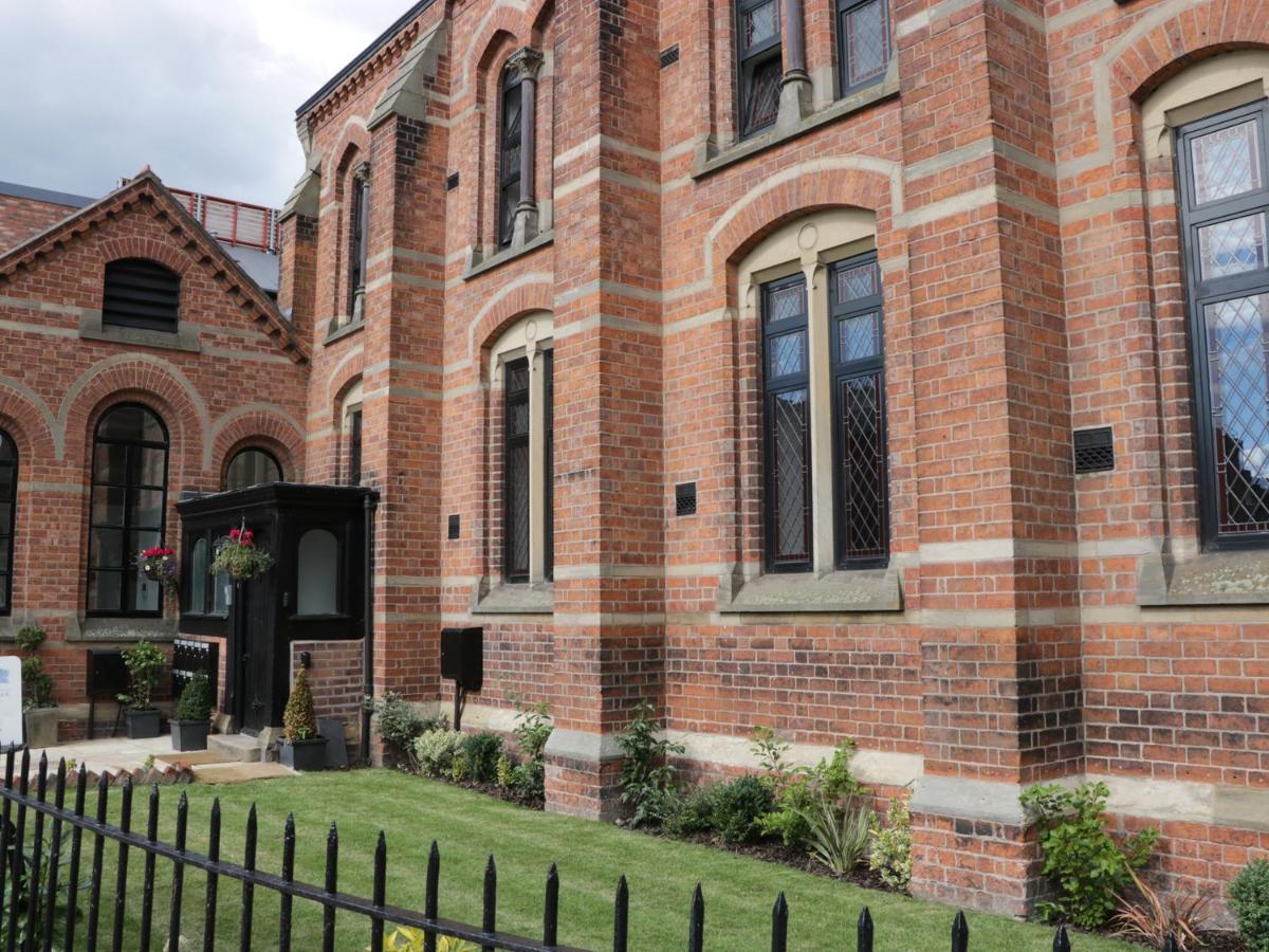 1 Chapel Place Честер Экстерьер фото